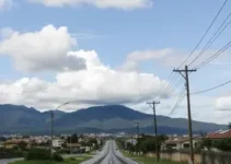 Carlos Brandão entrega Estrada de Santana